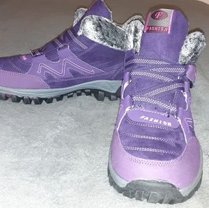 NEW Winter Snow Boots Purple Women's Sz 10